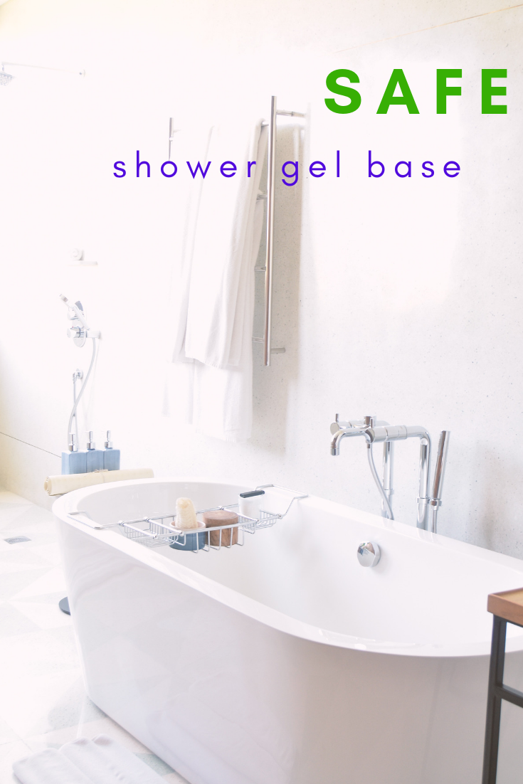 safe shower gel base #graceblossomsblog #youngliving #essentialoils #essentialrewards #shower #bath #selfcare #showergel #diy