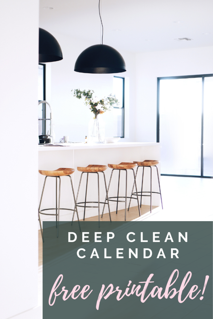 The deep cleaning calendar with free printable that you've been waiting for. This will make keeping a clean home a cinch!